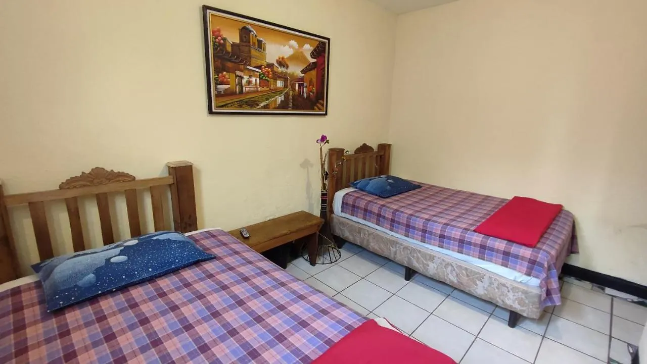 Hotel El Pasaje Antigua
