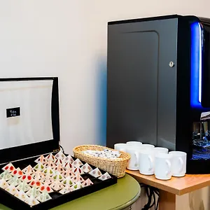  Apartahotel Ecla Paris Francia